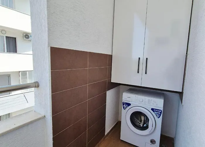 Classik 401 公寓 Durrës